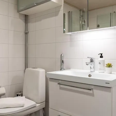 Apartment Studio W/ Balcony For 4